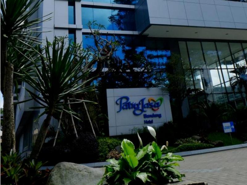 Patra Bandung Hotel Exterior photo